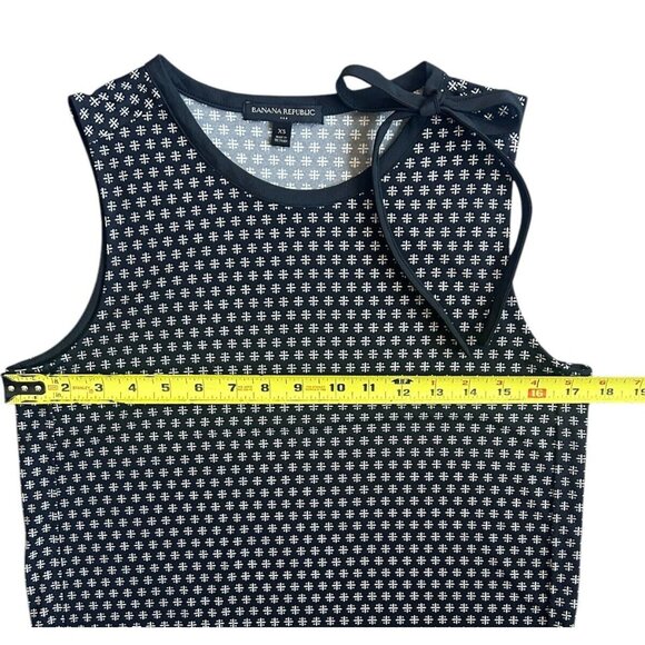 Banana Republic| Women's Black & White Print Shift Top Side Tie Accent XS - Picture 11 of 13